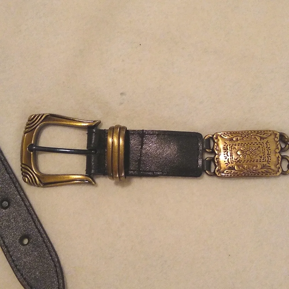 Bronze Color Linked Etched Rectangles Belt
